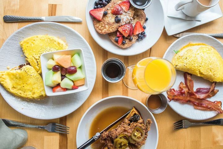 Breakfast/Coffee Service 114 of 128