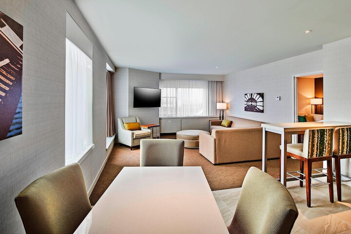 Room 16 of 47