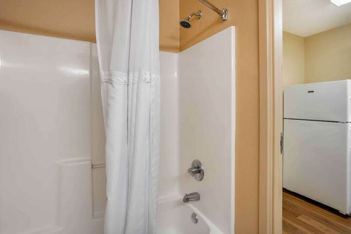 Room 15 of 31