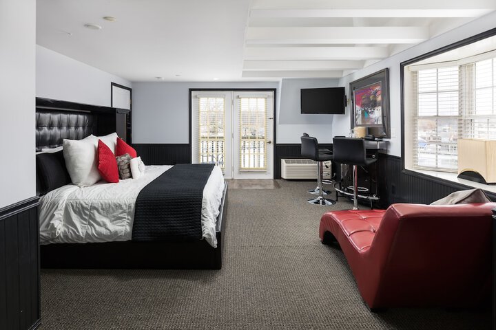 Room 77 of 279