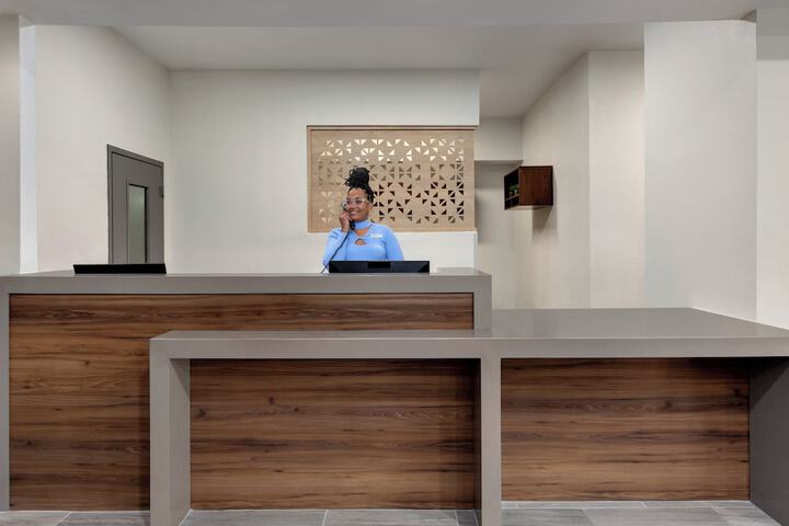Hotel 4 of 35