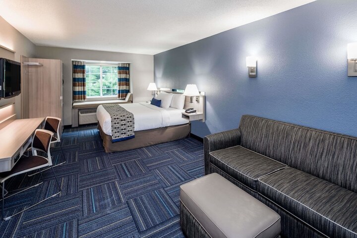 Room 19 of 23