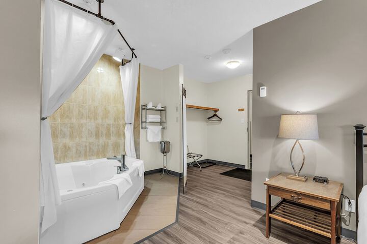 Woodland Inn Meadow Lake