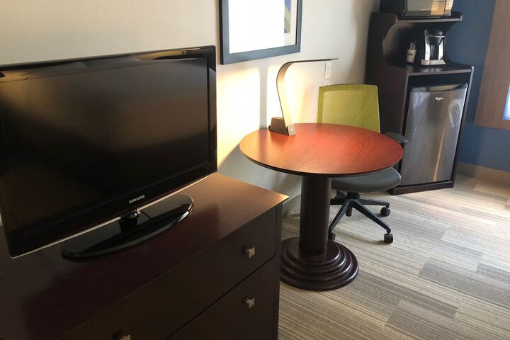 Room 16 of 41