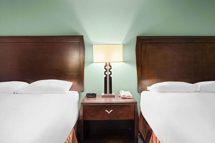 Travelodge by Wyndham Gaylord