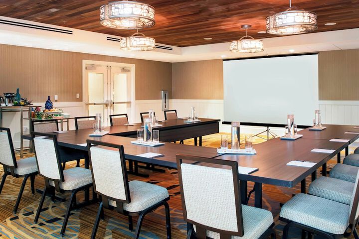 Playa Largo Resort & Spa Autograph Collection