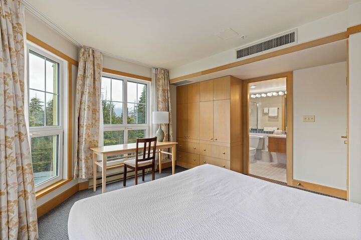 Le Chamois by Whistler Premier