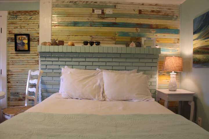 Room 34 of 61