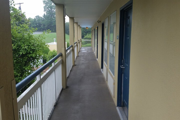 Days Inn by Wyndham Chattanooga / Hamilton Place