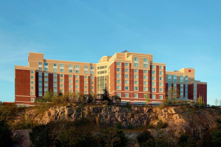 Hotel 2 of 62