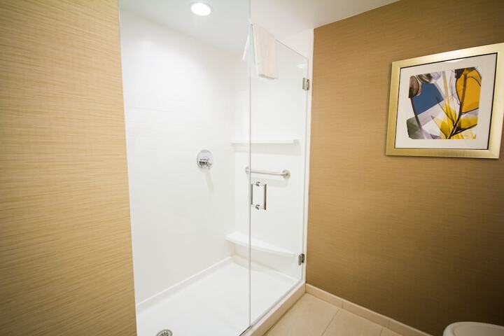 Room 19 of 27