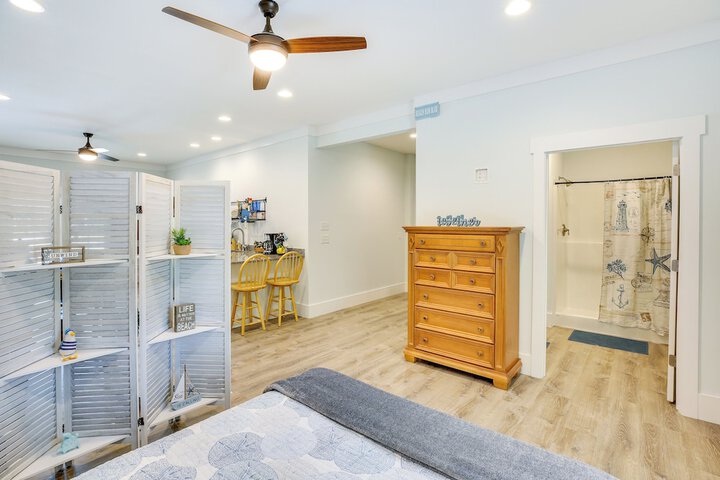 Coastal North Carolina Retreat: Half Mile to Beach
