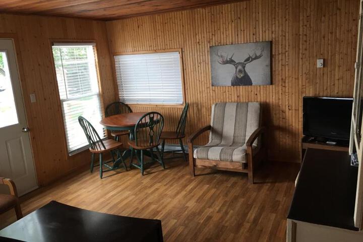 Merland Park Cottages and Motel