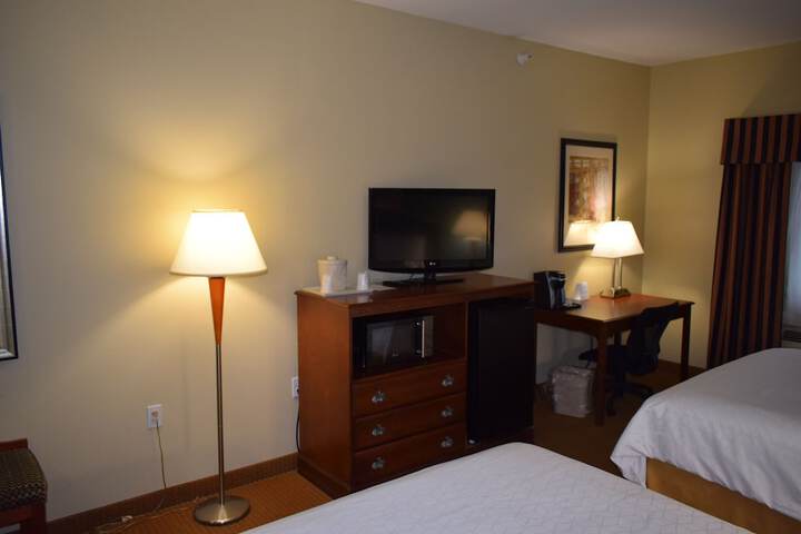 Room 37 of 51