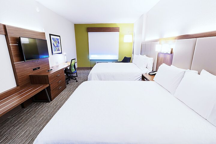 Room 13 of 42