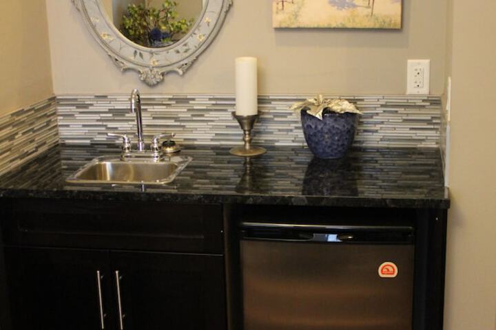 Brookside Inn Boutique Hotel