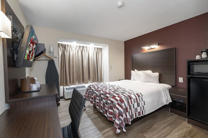 Room 18 of 31