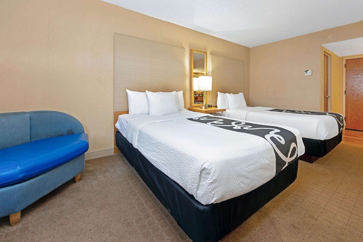 Room 18 of 38