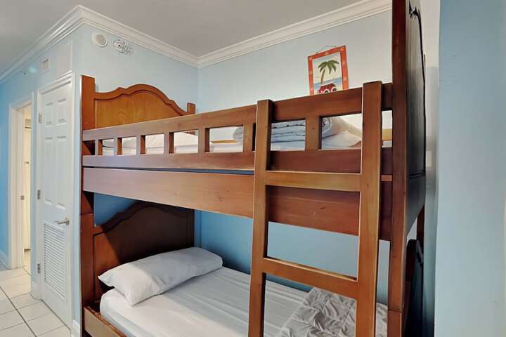 Room 230 of 394