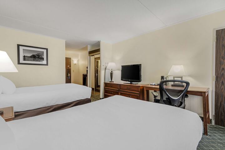 Room 21 of 33