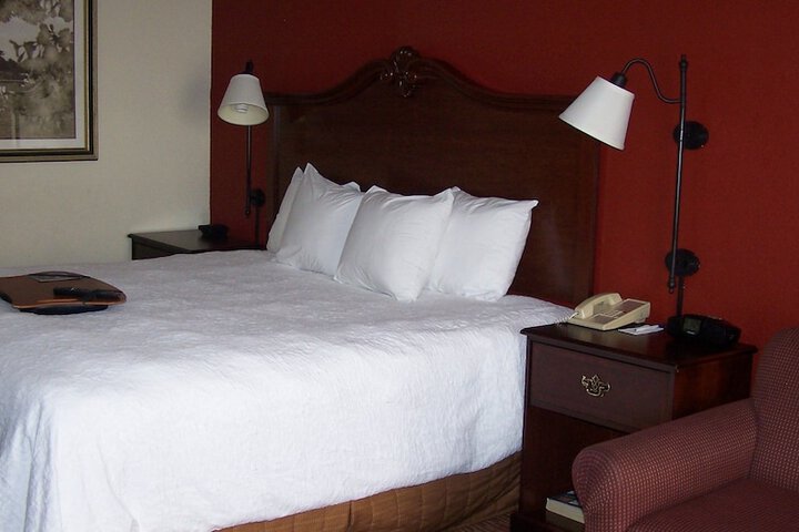 Room 32 of 102