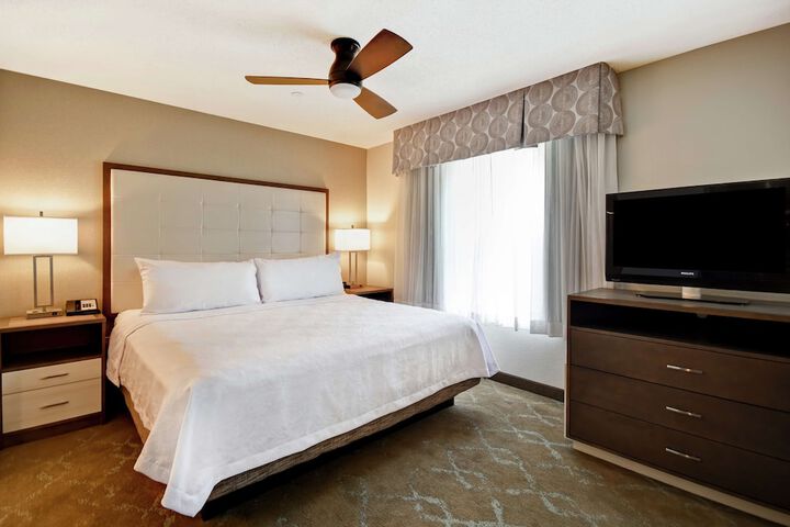 Room 40 of 73