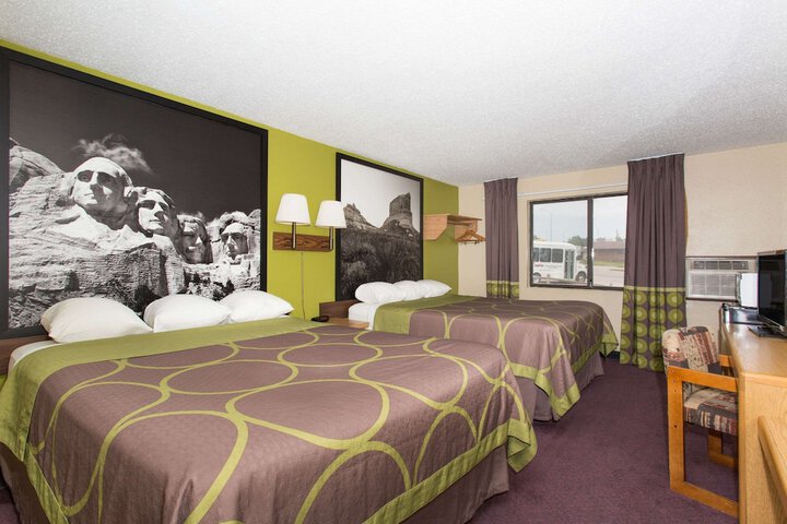 Room 14 of 22