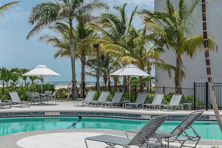 Pointe Estero Beach Resort