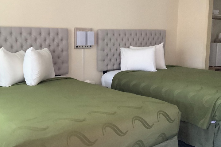 Room 19 of 41