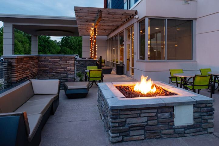Terrace/Patio 42 of 44