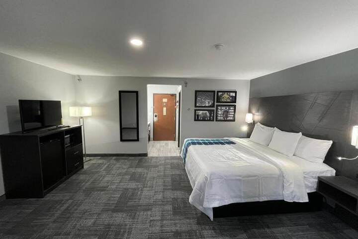 Room 22 of 50
