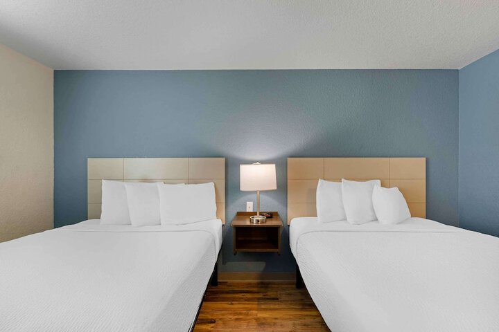 Extended Stay America Select Suites - Tampa - Northeast