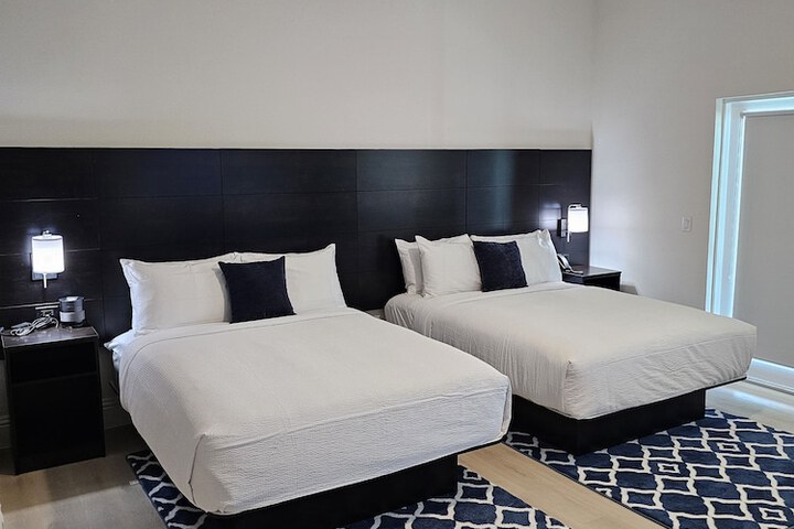 Room 15 of 29