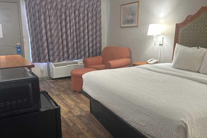 Days Inn by Wyndham Jacksonville