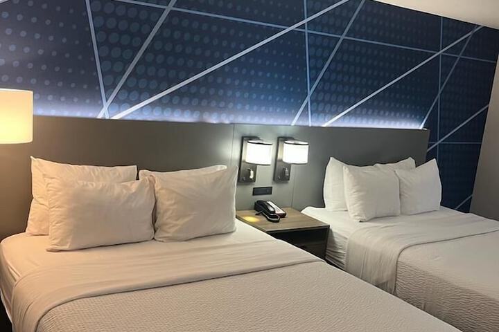 Room 20 of 34