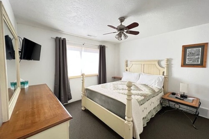 Room 50 of 110