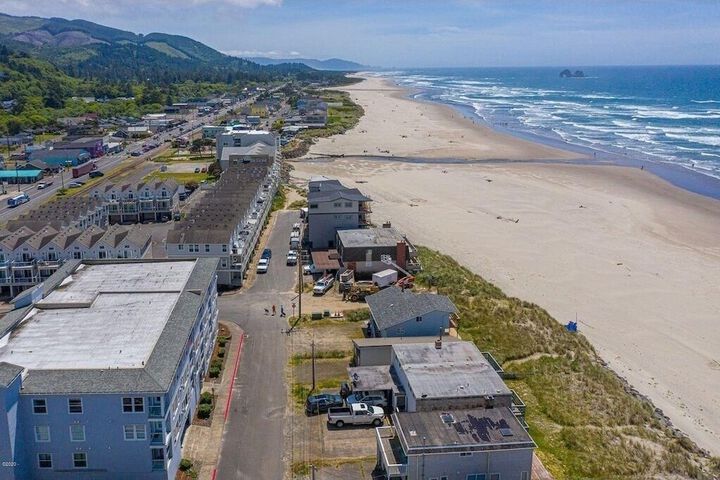 Rockaway Shores