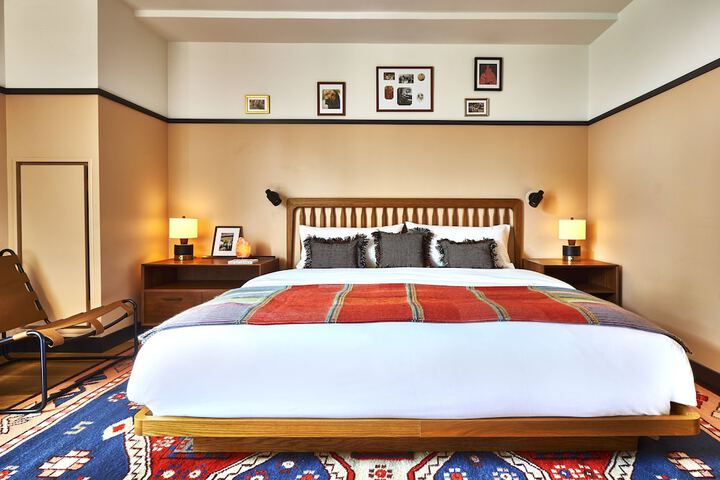 Room 43 of 88