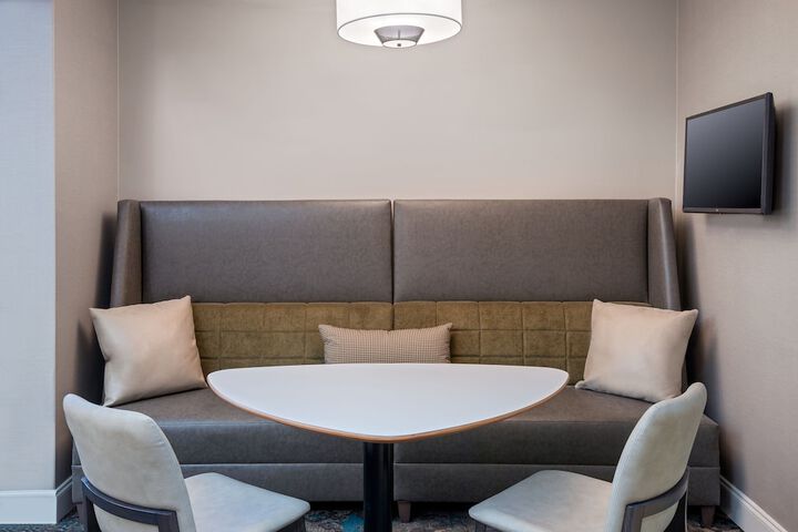 Hotel Interior 10 of 45