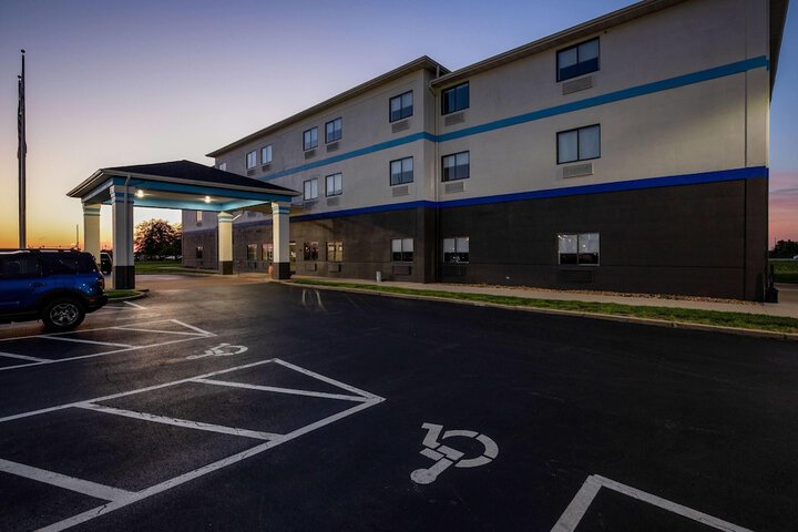 Days Inn by Wyndham Collinsville / St. Louis