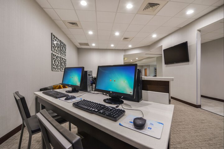 Business Center 50 of 50