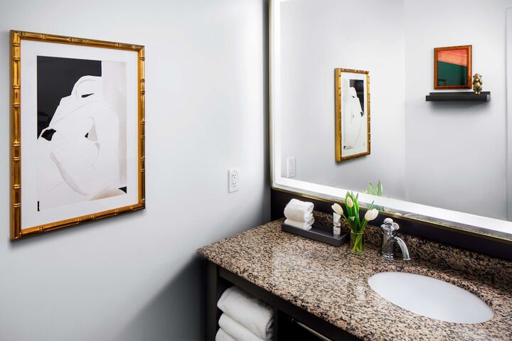 ANDAZ SAVANNAH BY HYATT