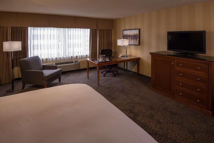 Room 49 of 84