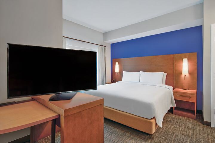 Residence Inn by Marriott Orlando Flamingo Crossing / Western Entrance