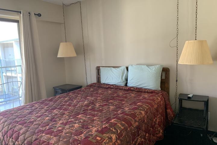 Room 97 of 165