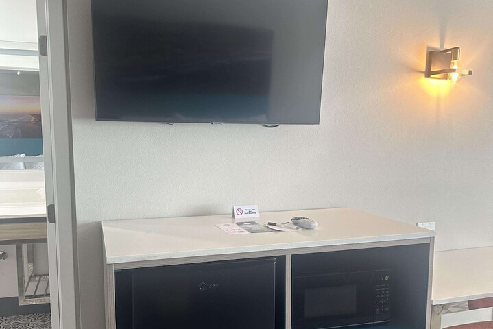 Room 49 of 103
