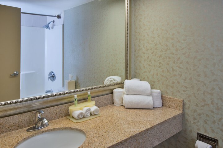 Room 10 of 45