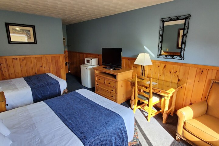 Room 19 of 145