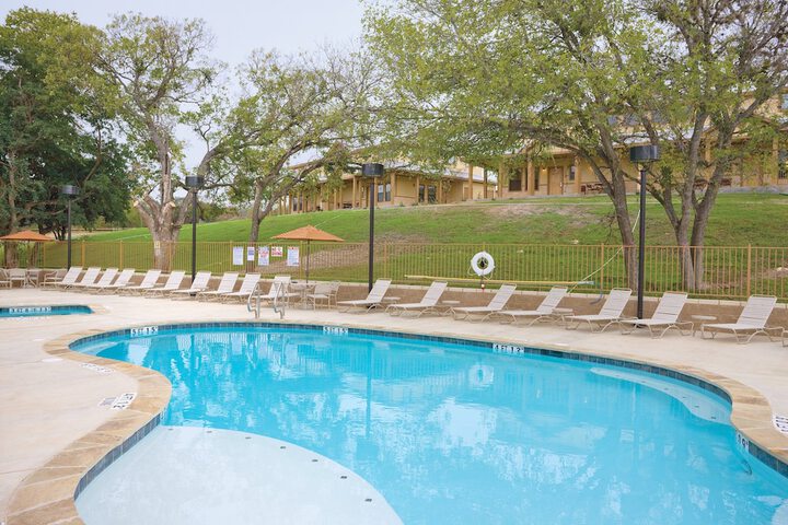 Pool 2 of 28