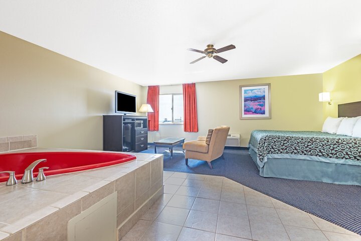 Room 8 of 14